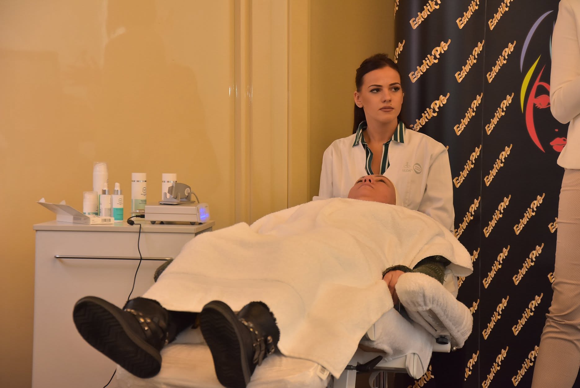Masterclass: professional facial treatments with live demonstration